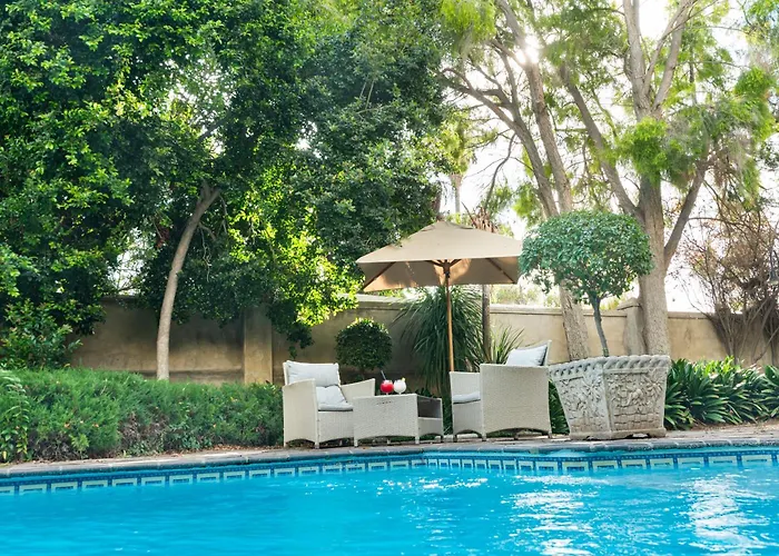 Queen\'S Hotel By Bon Hotels
