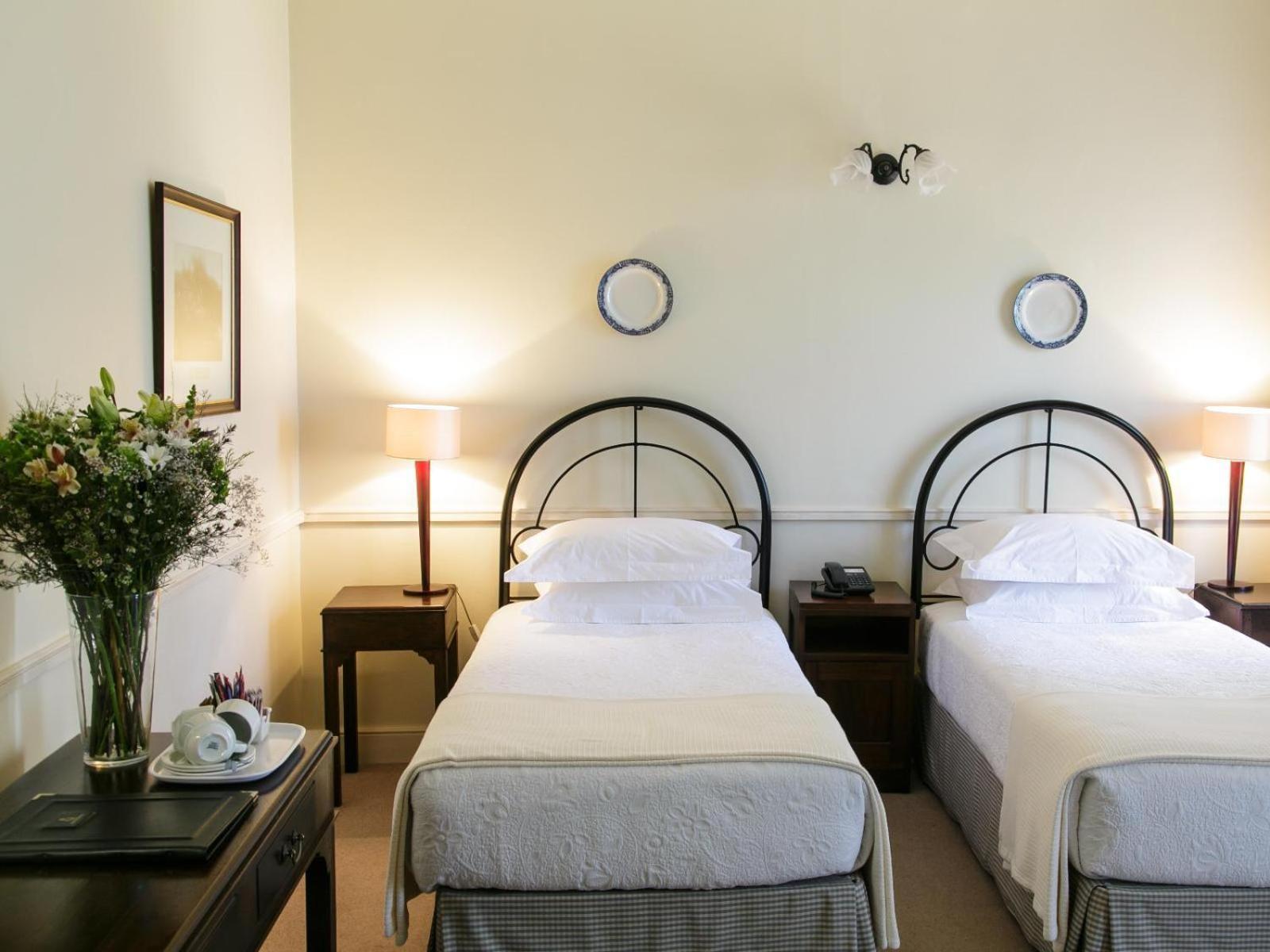 Hotel Queen's By Bon