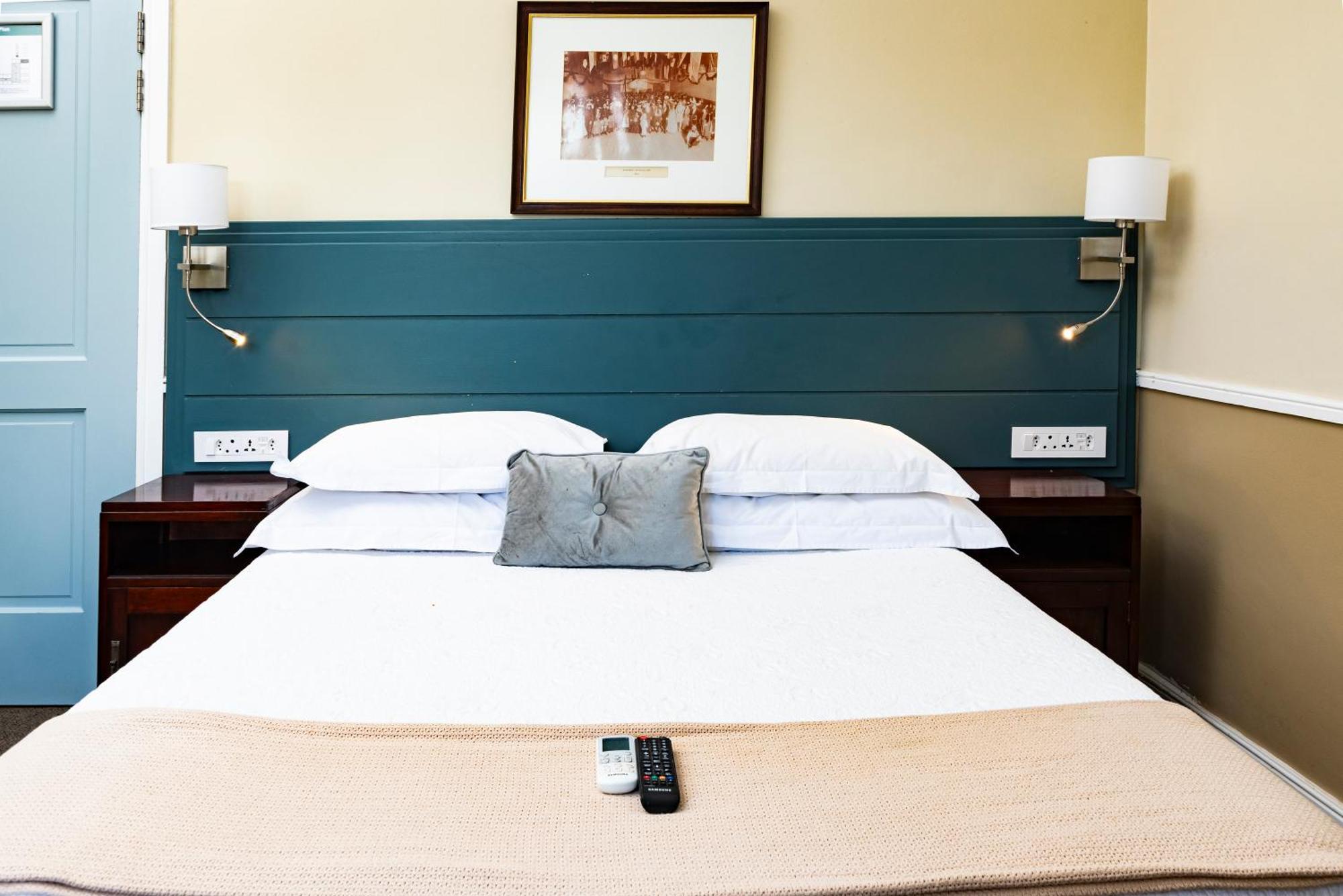 Queen's By Bon Hotel Oudtshoorn